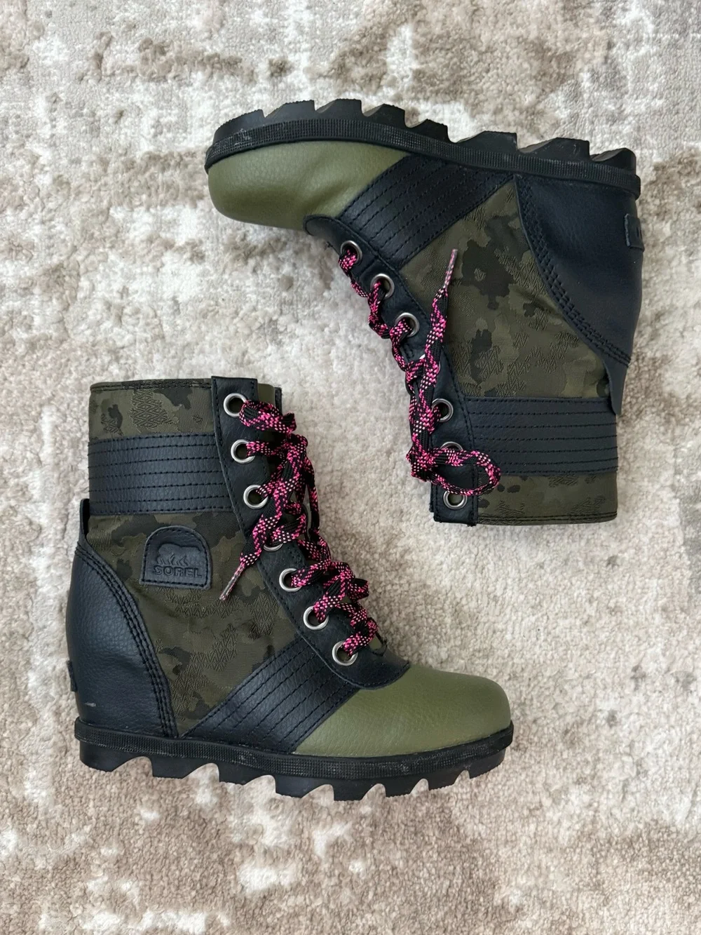 Sorel Lexie Camo Wedge Winter Boots